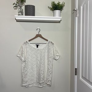 4 for 25 🌻H&M white floral shirt sleeve tee